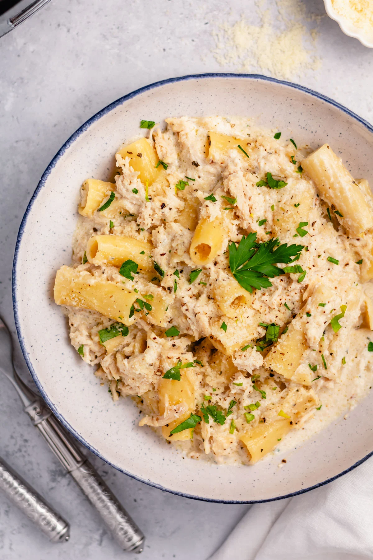 Slow Cooker Chicken Carbonara