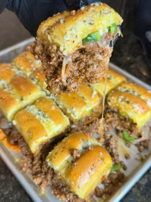 Cheesy Beef Sliders